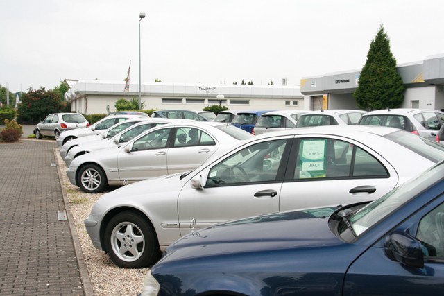 Herzlich willkommen beim Autohaus Nelis