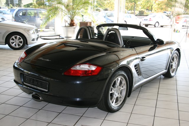 Herzlich willkommen beim Autohaus Nelis